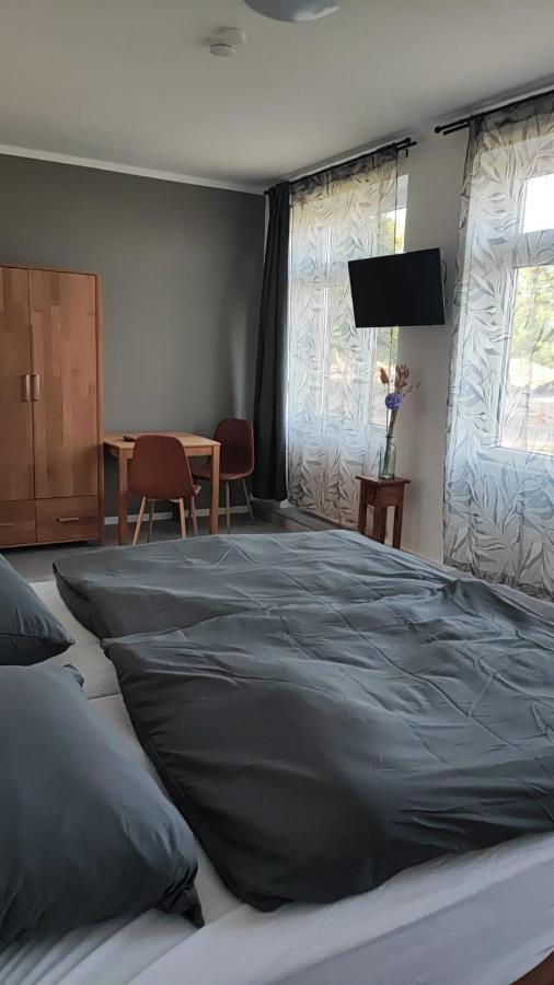 Pension Hopela Gotha Exterior foto